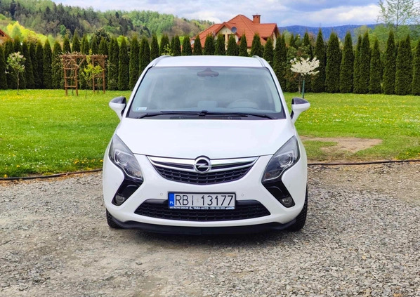Opel Zafira cena 34900 przebieg: 180200, rok produkcji 2015 z Goniądz małe 529